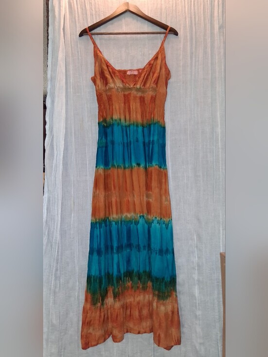 Apple Dresses & Skirts - Tie-Dye Maxi Dress in Orange and Teal